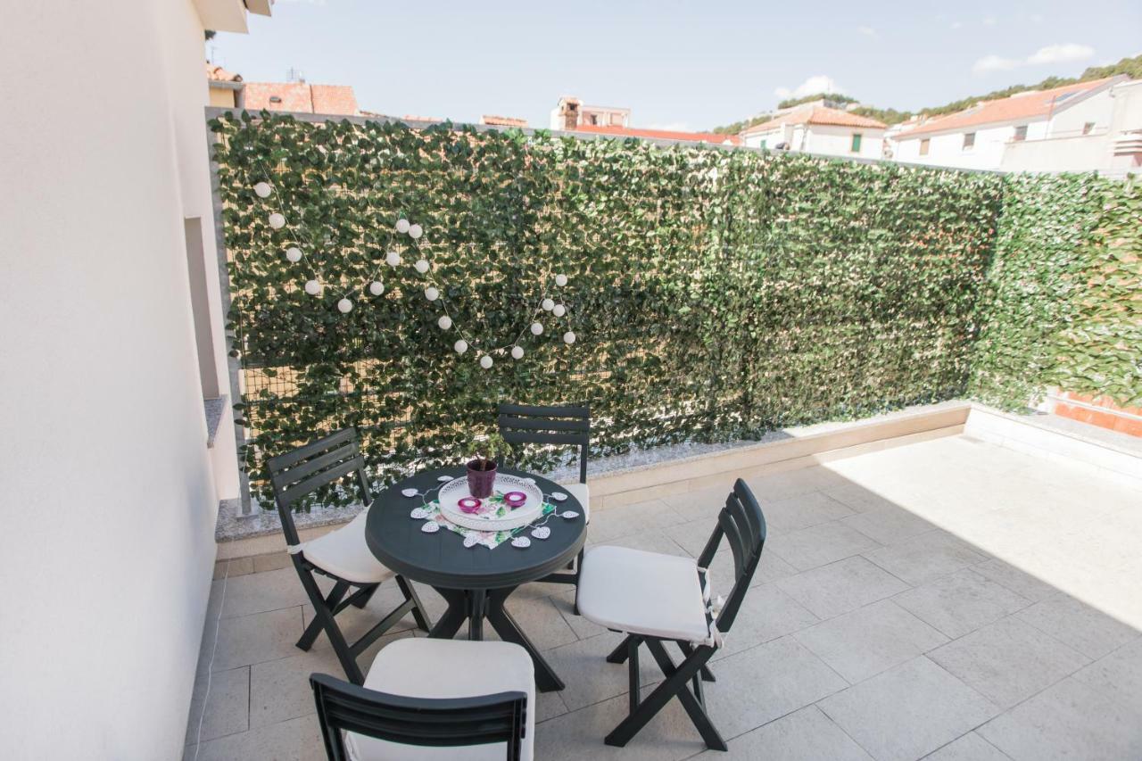 Shabby Chic Apartments Sibenik Exterior photo